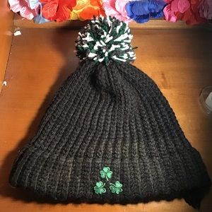 Handmade Boston Celtics themed  beanie hat. (NEW)